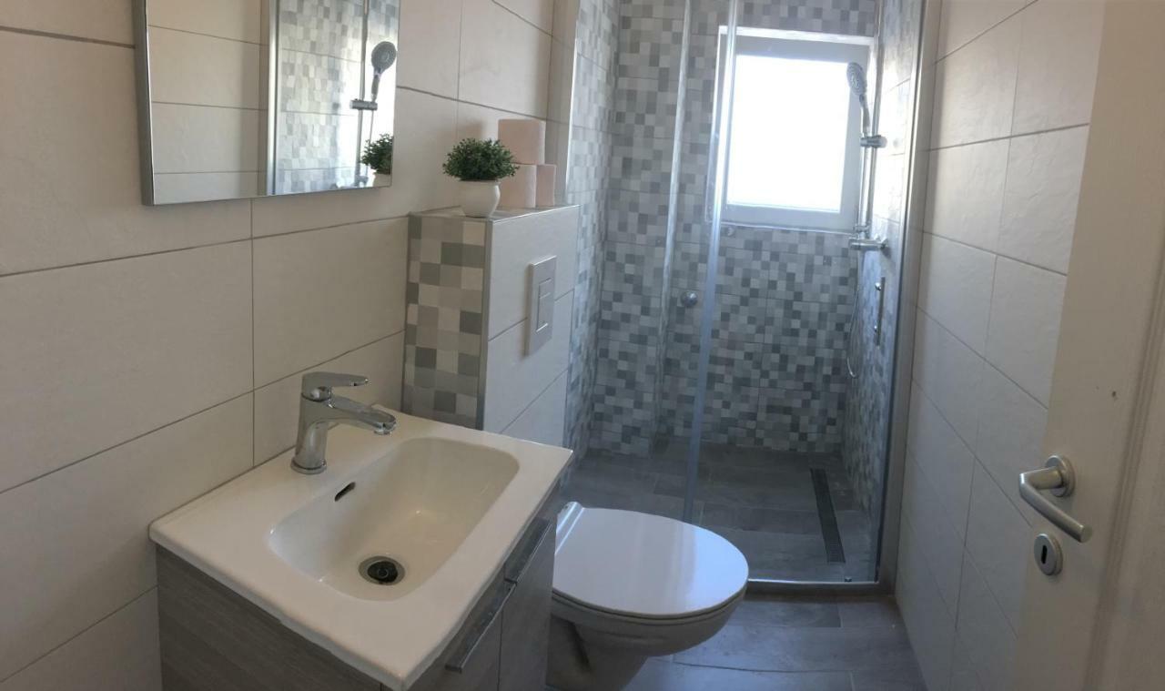 Apartman Miami Podstrana Buitenkant foto